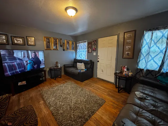 Photo 2 — 1506 Bates Street, Lubbock, TX 79401