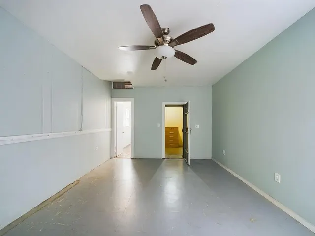 Photo 8 — 225 S 9th Street, Slaton, TX 79364