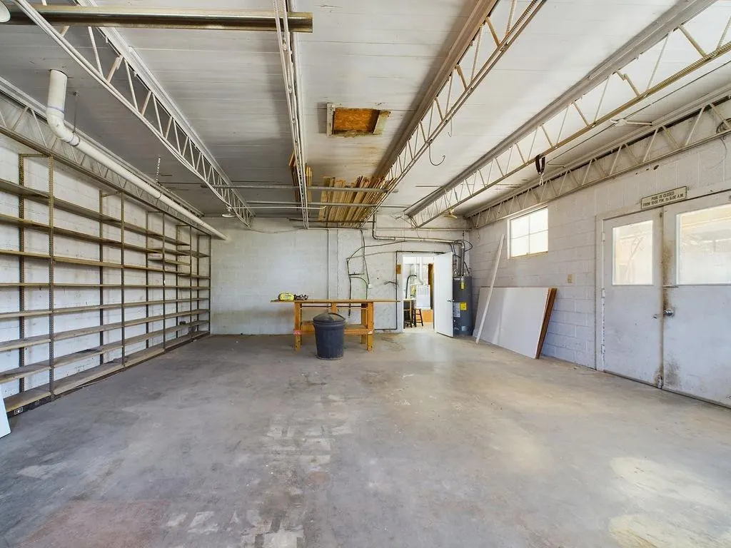 Photo 19 — 225 S 9th Street, Slaton, TX 79364