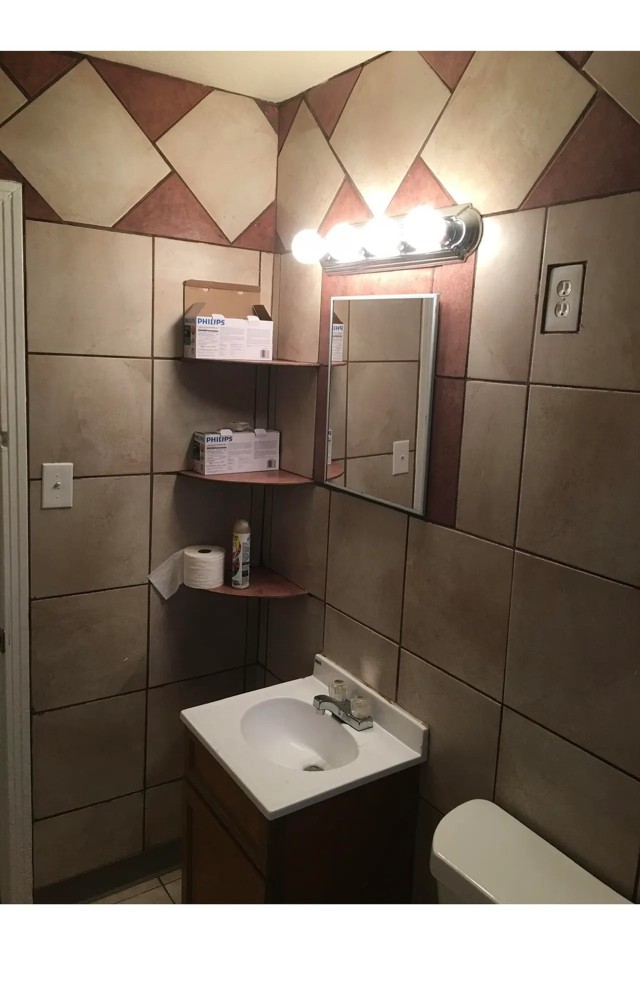 Photo 4 — 1323 E 16th Street, Lubbock, TX 79403