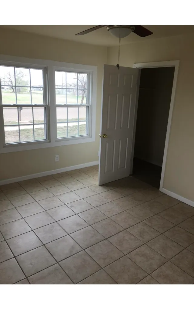 Photo 6 — 1323 E 16th Street, Lubbock, TX 79403