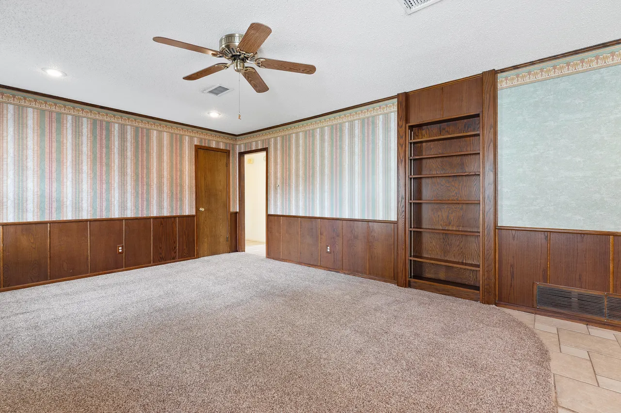 Photo 8 — 2304 61st Street, Lubbock, TX 79412