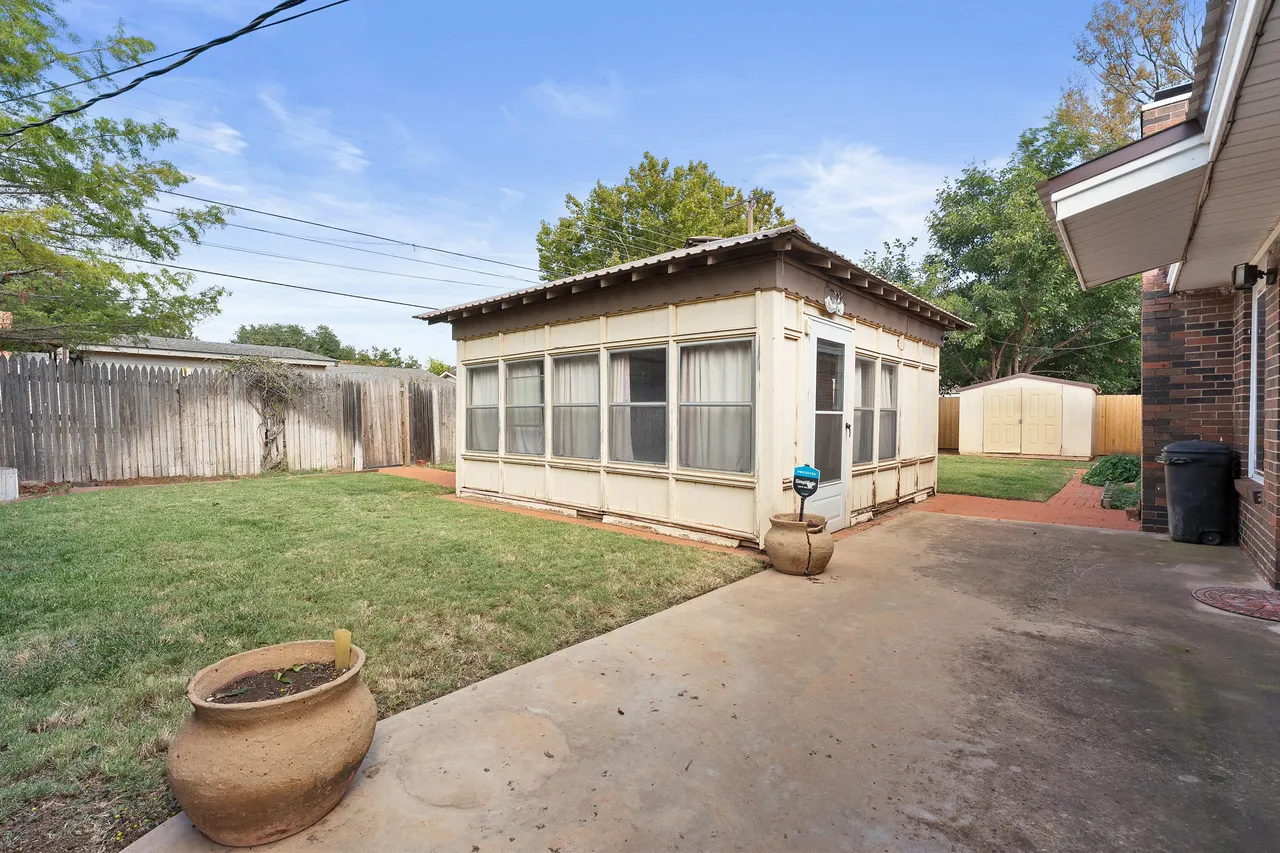 Photo 22 — 2304 61st Street, Lubbock, TX 79412