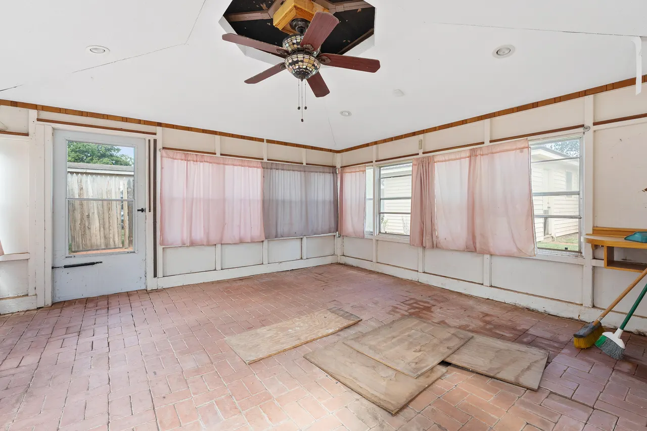 Photo 23 — 2304 61st Street, Lubbock, TX 79412