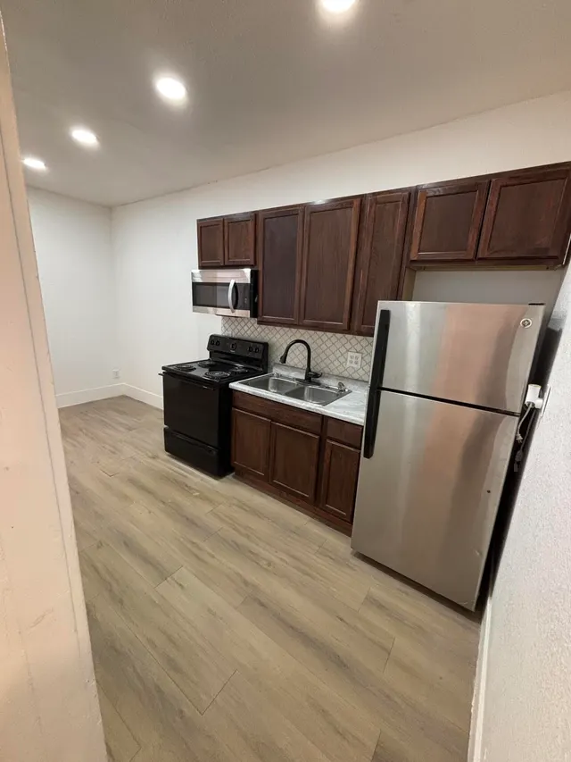 Photo 3 — 1510 E 27th Street, Lubbock, TX 79404