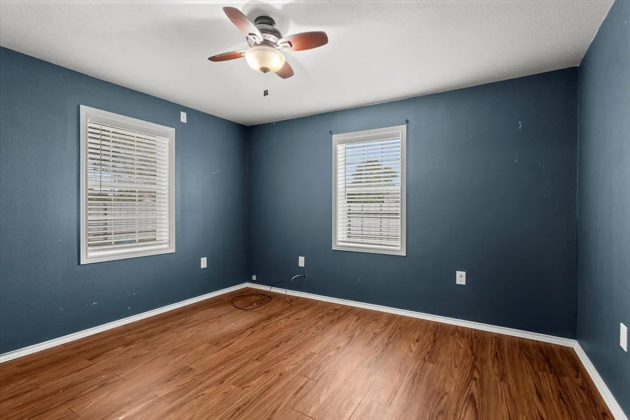 Photo 13 — 1304 S Hockley Avenue, Sundown, TX 79372