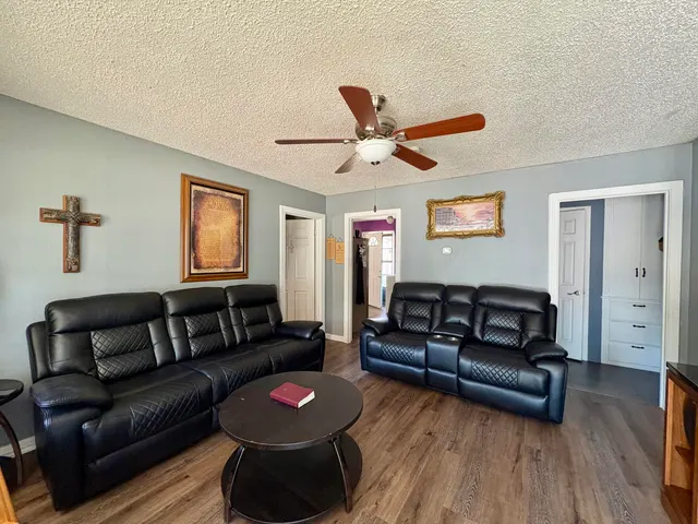Photo 2 — 1310 39th Street, Lubbock, TX 79412