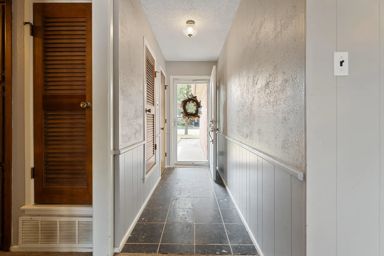 Photo 3 — 1317 5th Street, Shallowater, TX 79363