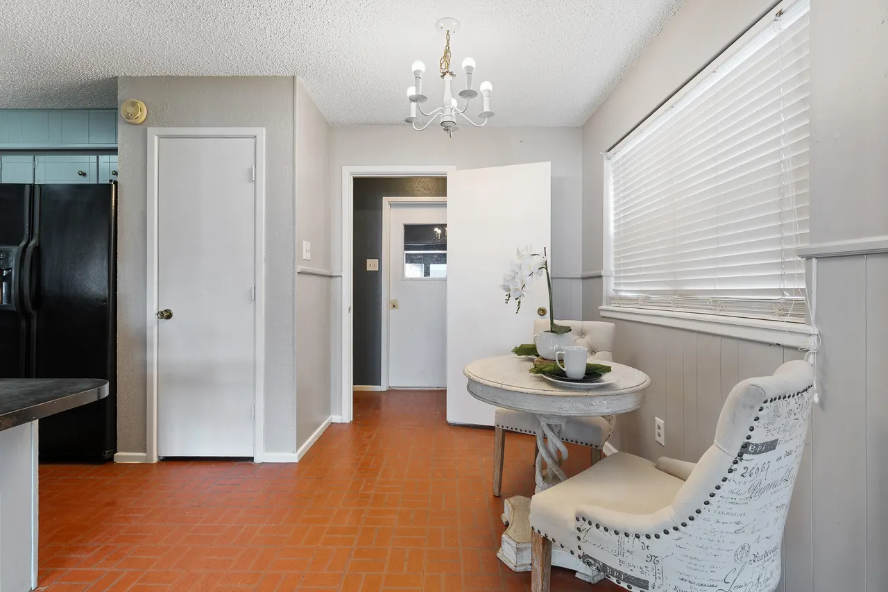 Photo 8 — 1317 5th Street, Shallowater, TX 79363
