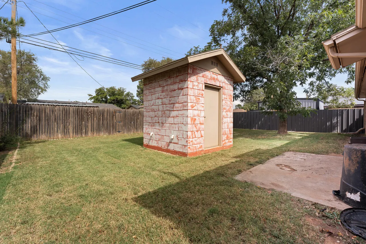 Photo 20 — 1317 5th Street, Shallowater, TX 79363