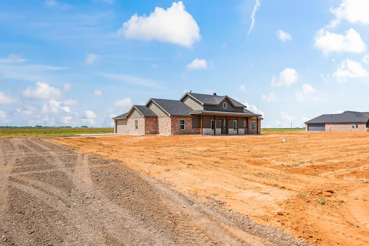 Photo 4 — 8115 County Rd 6100, Shallowater, TX 79363