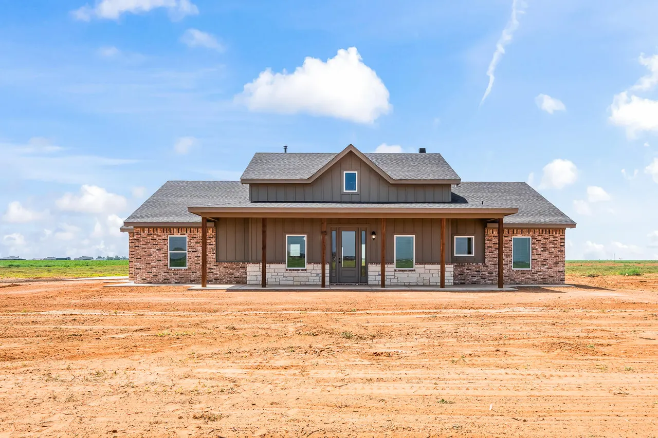 Front exterior — 8115 County Rd 6100, Shallowater, TX 79363