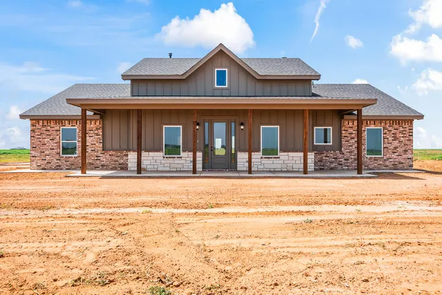 Photo 2 — 8115 County Rd 6100, Shallowater, TX 79363