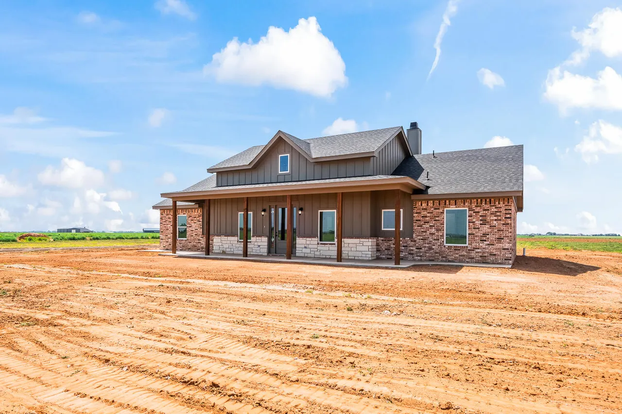 Photo 3 — 8115 County Rd 6100, Shallowater, TX 79363