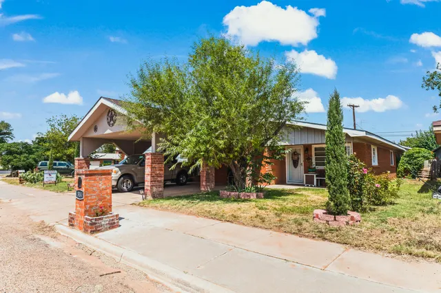 Front exterior — 314 N Soland Avenue, Denver City, TX 79323