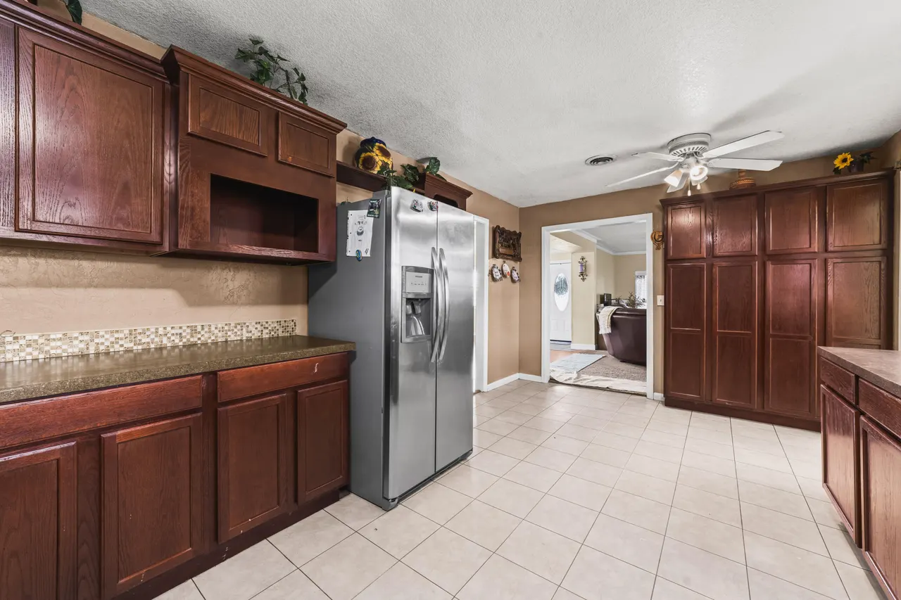 Photo 10 — 314 N Soland Avenue, Denver City, TX 79323