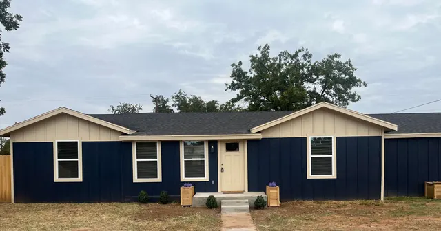 Photo 2 — 2000 N 5th Street, Tahoka, TX 79373