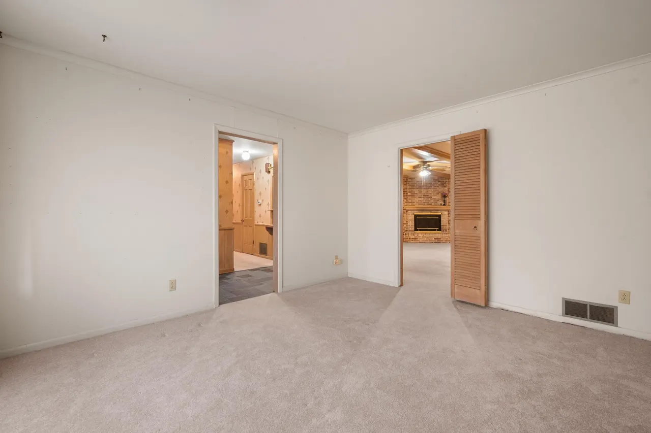 Photo 14 — 905 W Virginia Street, Floydada, TX 79235