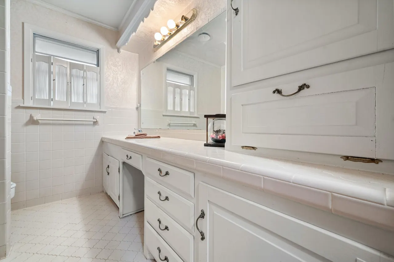 Photo 16 — 905 W Virginia Street, Floydada, TX 79235