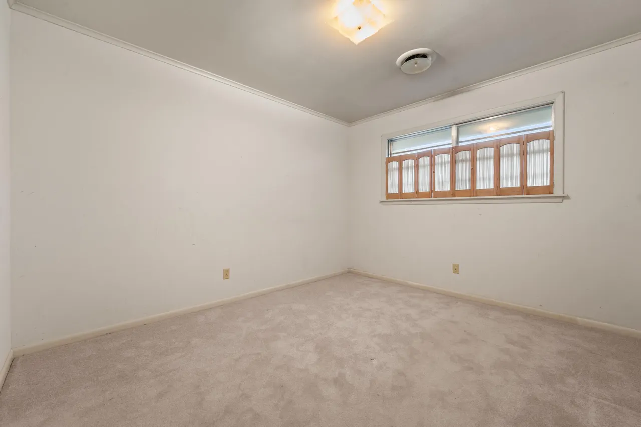 Photo 18 — 905 W Virginia Street, Floydada, TX 79235