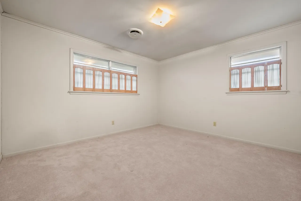 Photo 20 — 905 W Virginia Street, Floydada, TX 79235