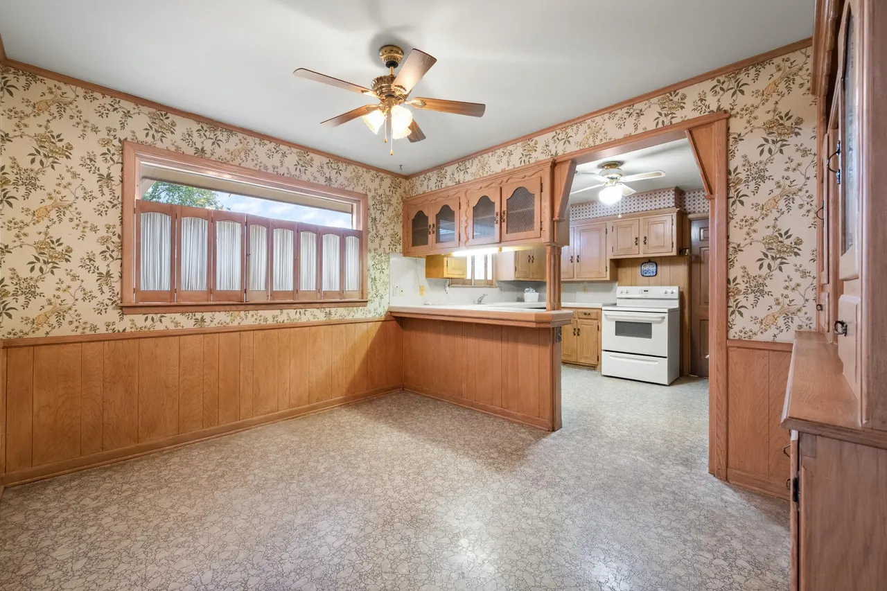 Photo 6 — 905 W Virginia Street, Floydada, TX 79235