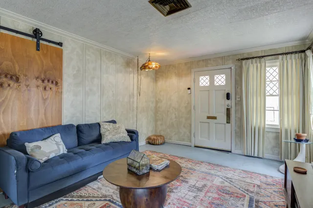 Photo 8 — 2304 28th Street, Lubbock, TX 79411