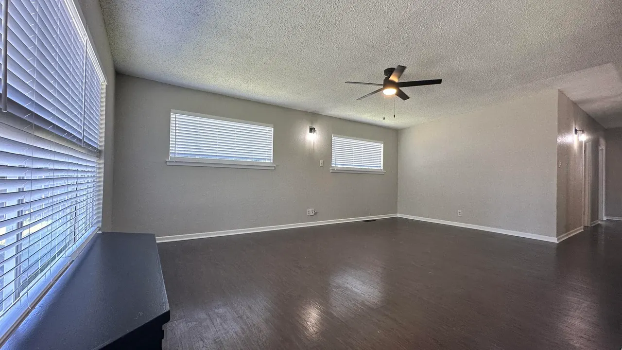 Photo 9 — 4302 30th Street, Lubbock, TX 79410