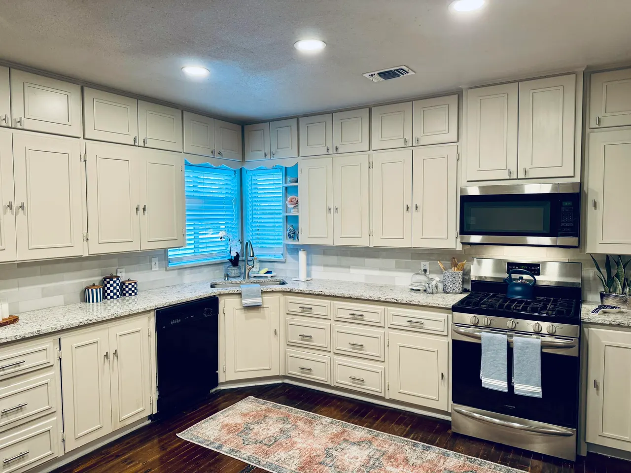 Photo 2 — 2509 30th Street, Lubbock, TX 79410