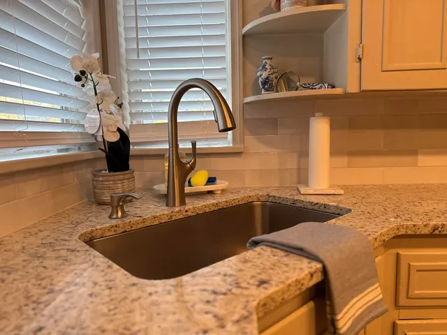 Photo 7 — 2509 30th Street, Lubbock, TX 79410