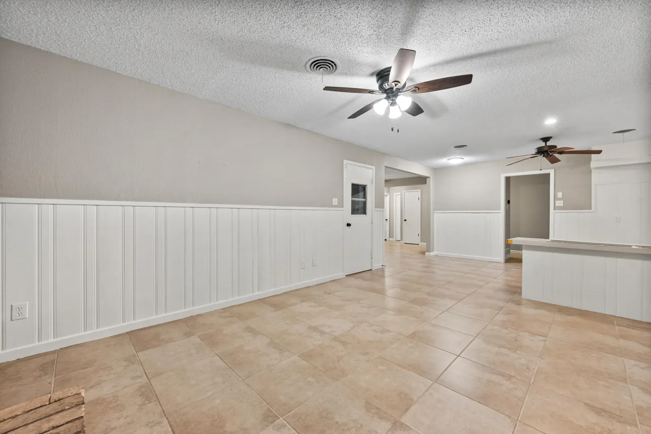 Photo 16 — 4915 11th Street, Lubbock, TX 79416