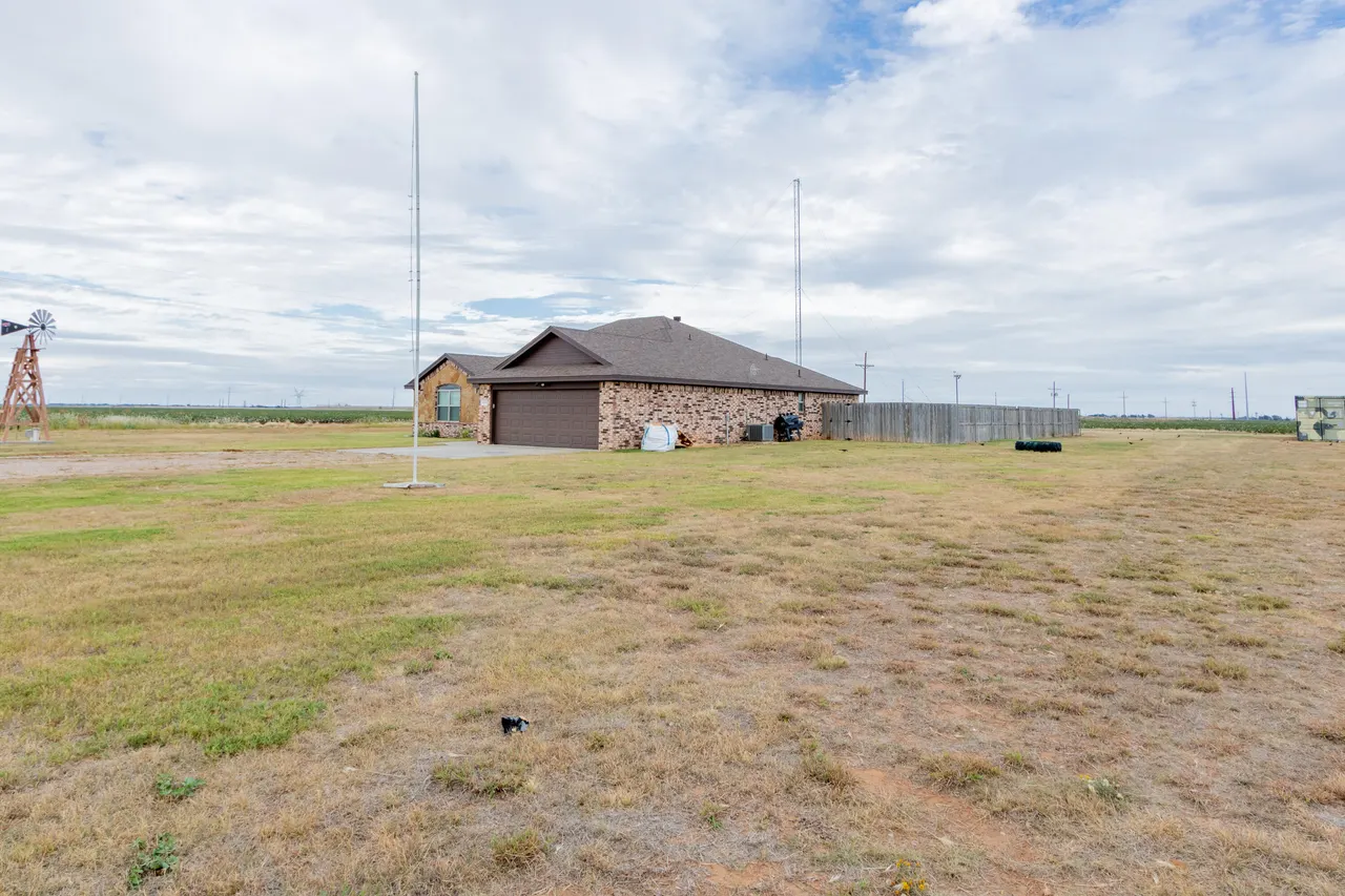 Photo 4 — 6906 N Fm 1264, Lubbock, TX 79415
