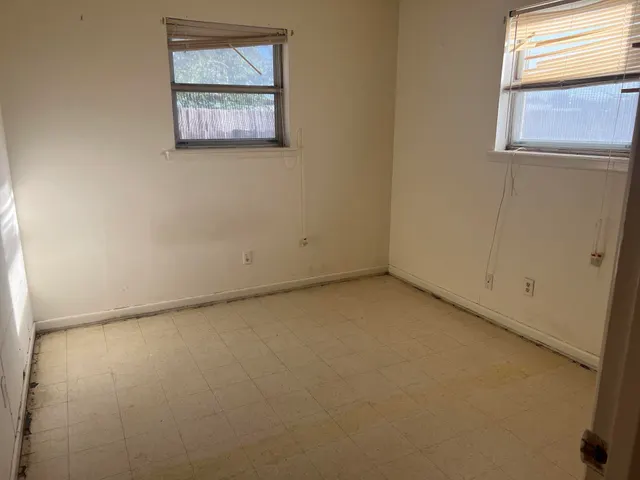 Photo 5 — 1717 Ave I, Levelland, TX 79336
