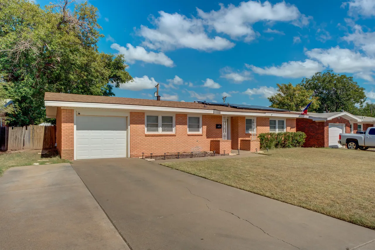 Photo 3 — 4902 46th Street, Lubbock, TX 79414