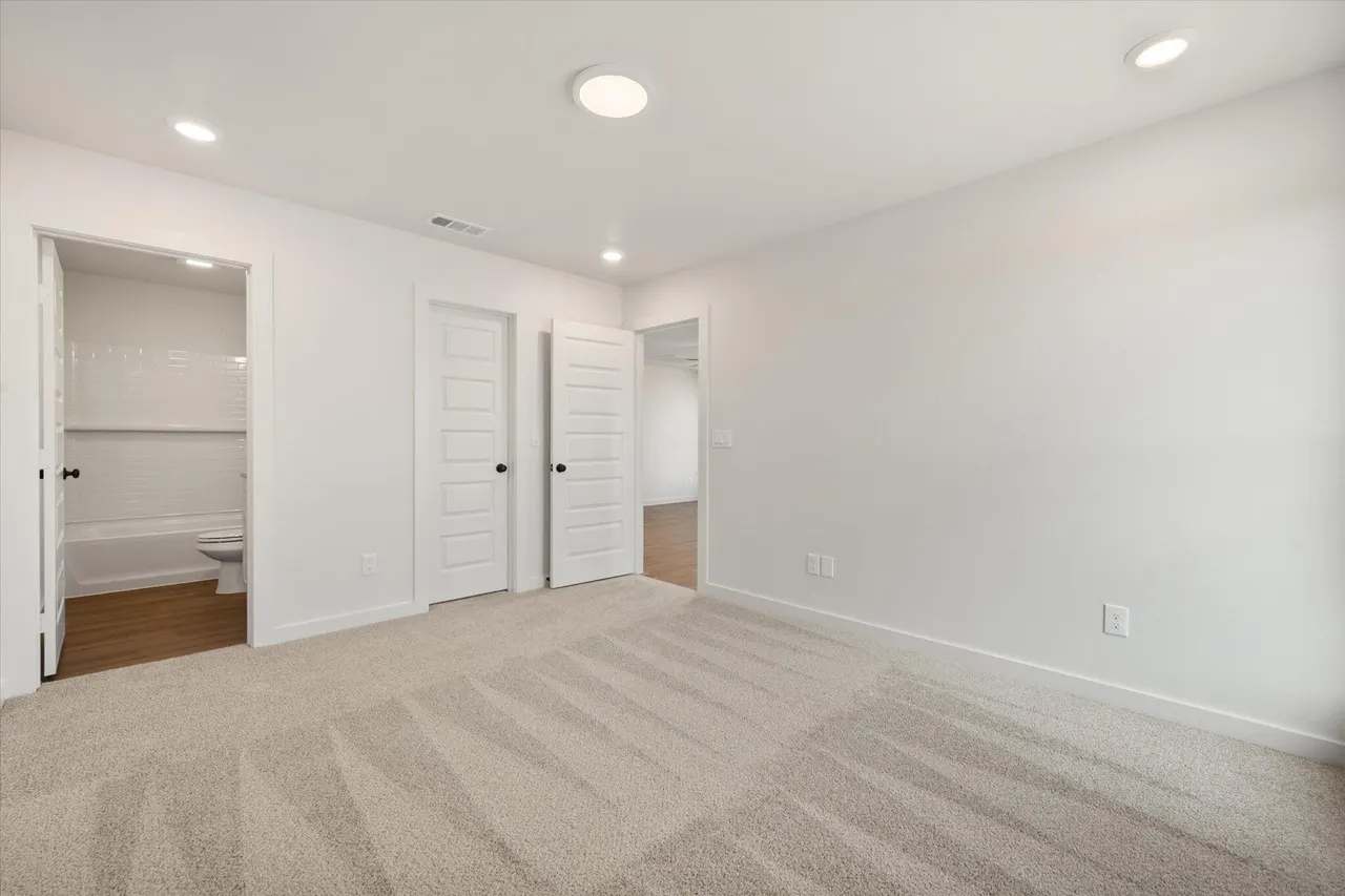 Photo 14 — 6303 Volney Avenue, Lubbock, TX 79407