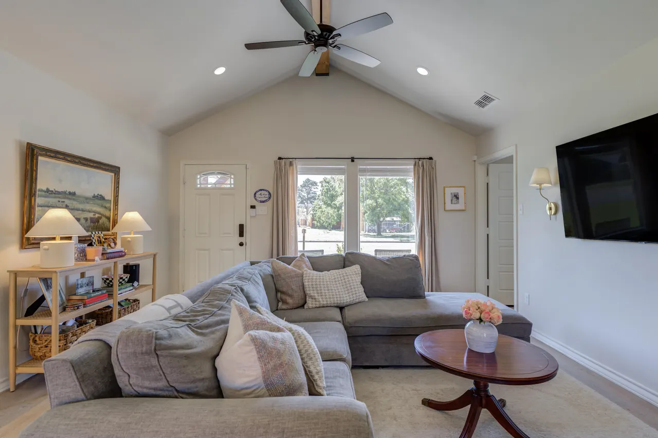 Photo 12 — 804 2nd Street, Abernathy, TX 79311