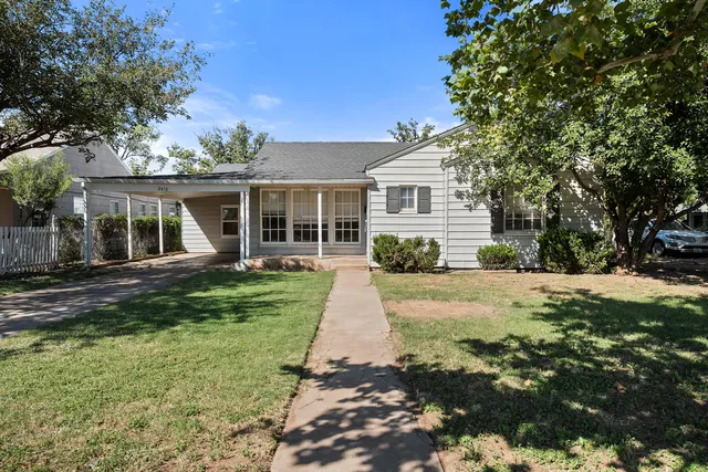 Photo 2 — 2412 30th Street, Lubbock, TX 79411