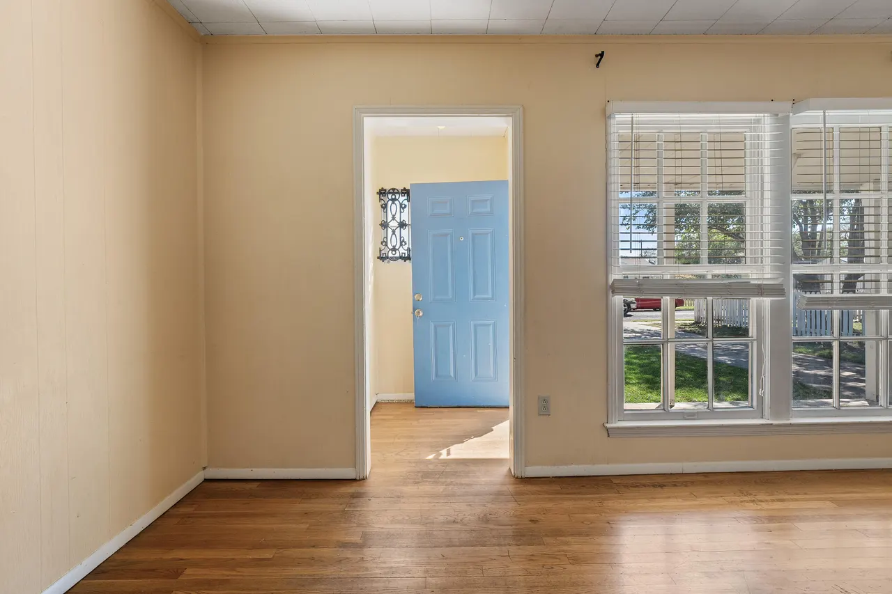 Photo 12 — 2412 30th Street, Lubbock, TX 79411