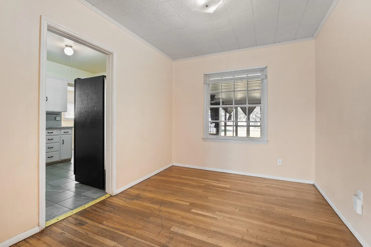 Photo 16 — 2412 30th Street, Lubbock, TX 79411