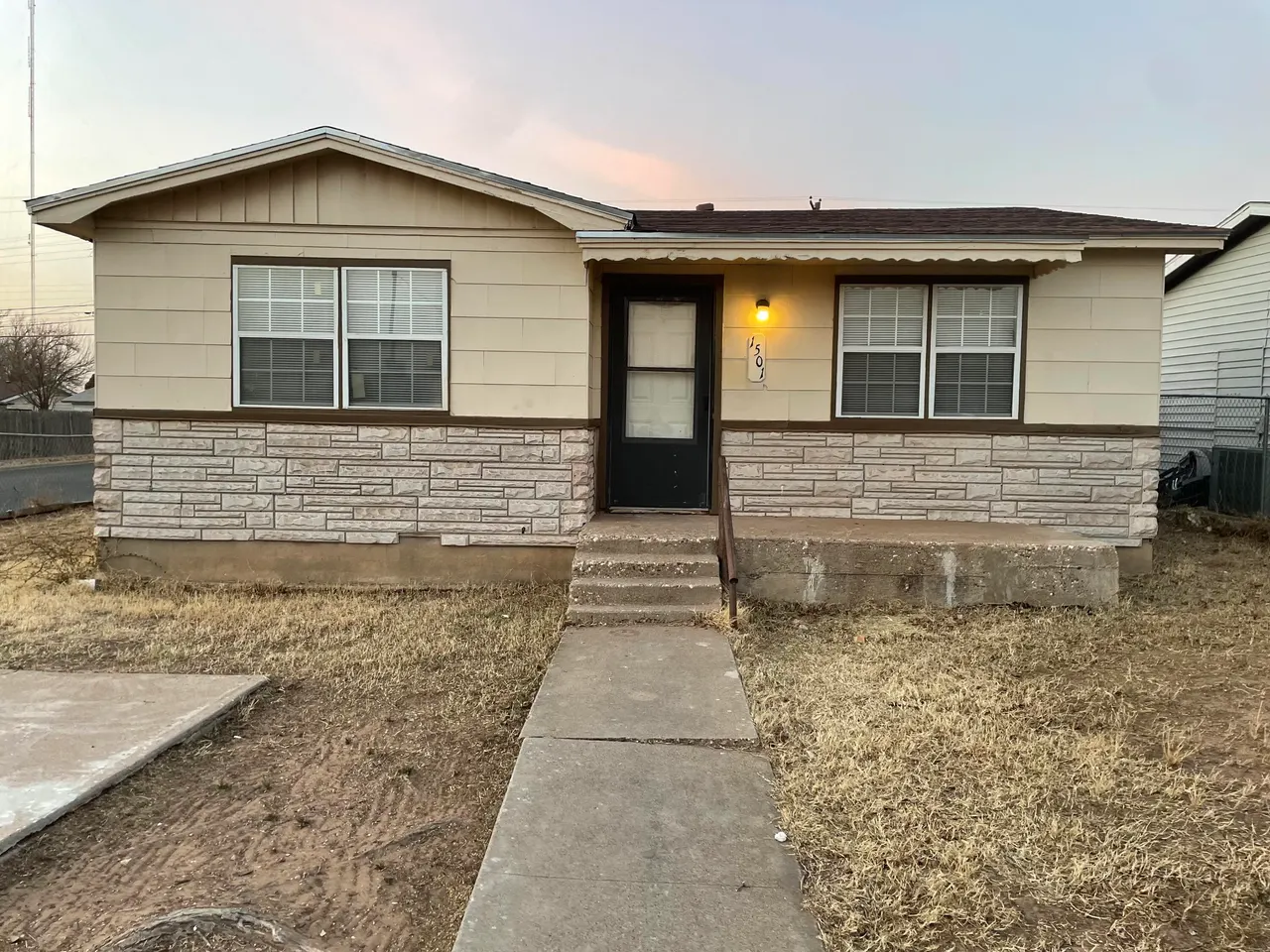 Front exterior — 1501 E 25th Street, Lubbock, TX 79404