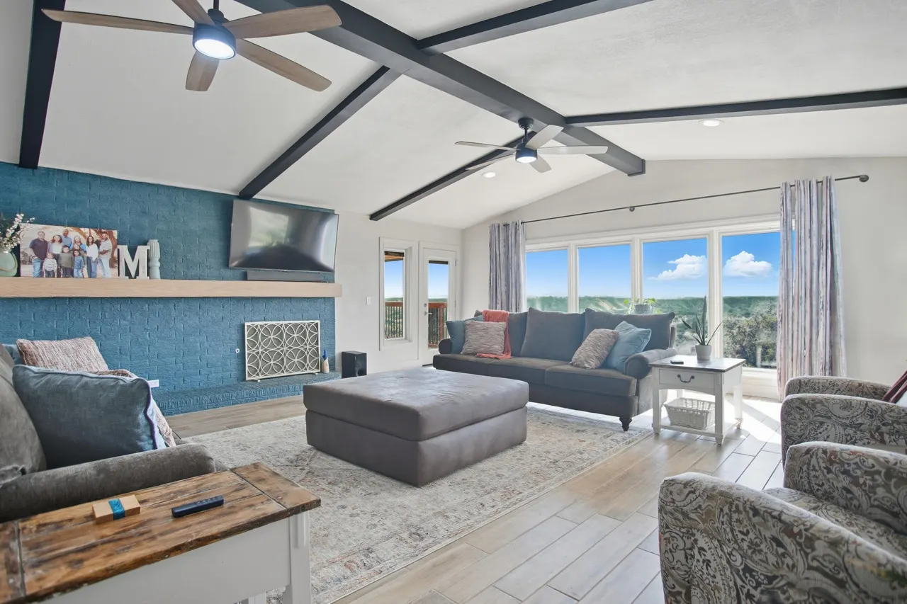 Photo 3 — 25 E Canyonview  Drive, Ransom Canyon, TX 79366
