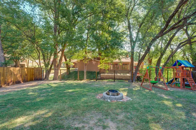 Photo 2 — 5 W Brookhollow Drive, Ransom Canyon, TX 79366