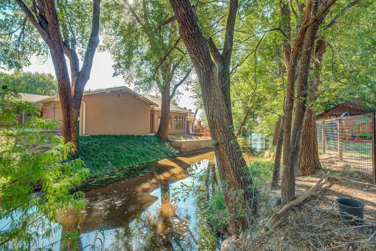 Photo 9 — 5 W Brookhollow Drive, Ransom Canyon, TX 79366