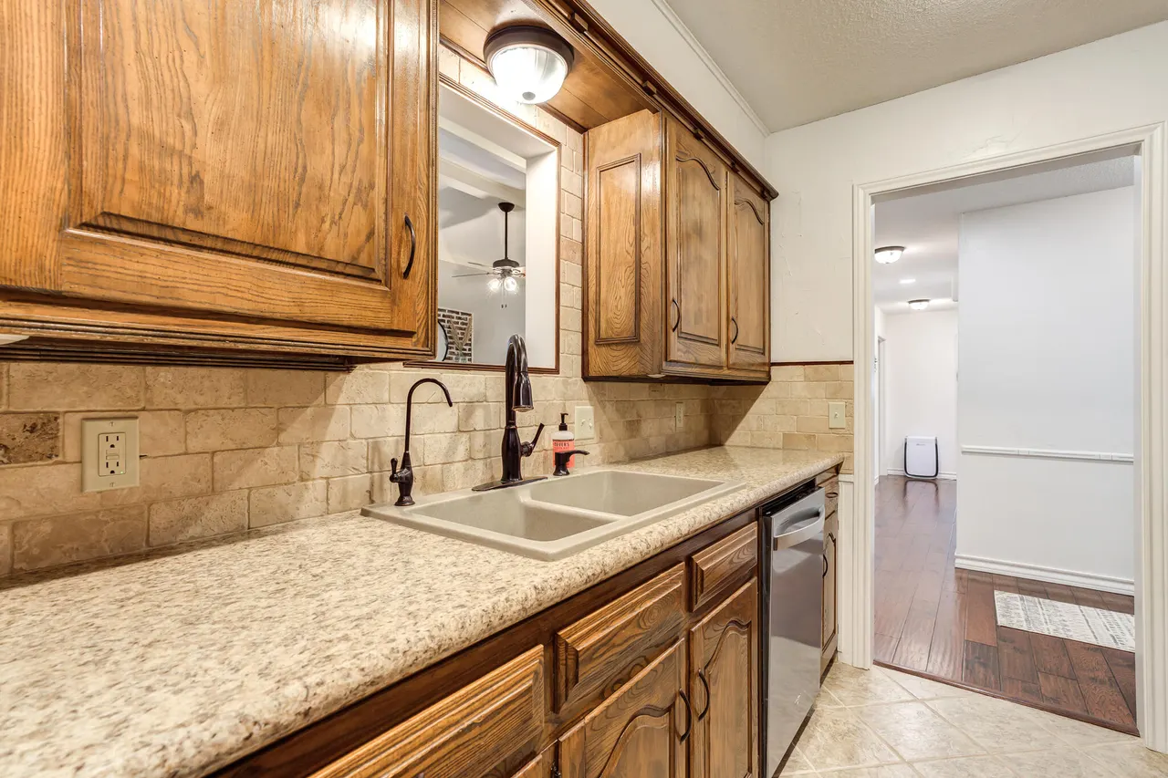 Photo 38 — 5 W Brookhollow Drive, Ransom Canyon, TX 79366