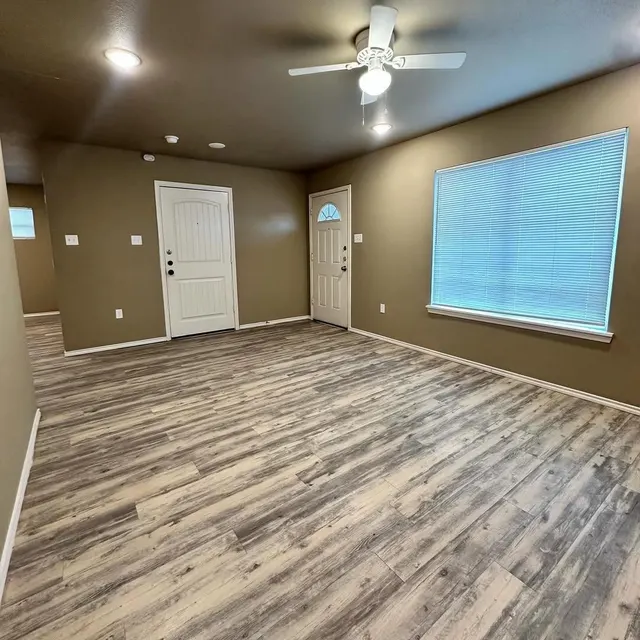 Photo 2 — 1012 David Avenue, Lubbock, TX 79403