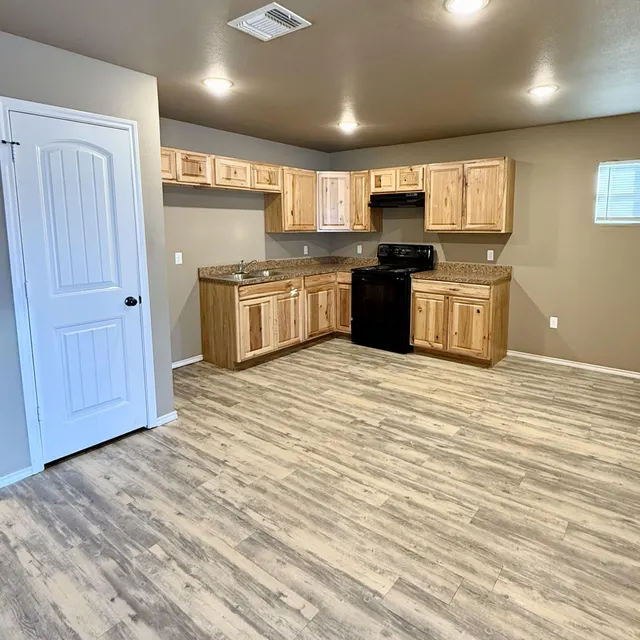 Photo 3 — 1012 David Avenue, Lubbock, TX 79403