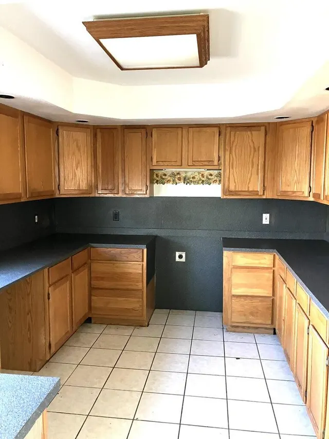 Photo 4 — 305 SE 8th Street, Plainview, TX 79072