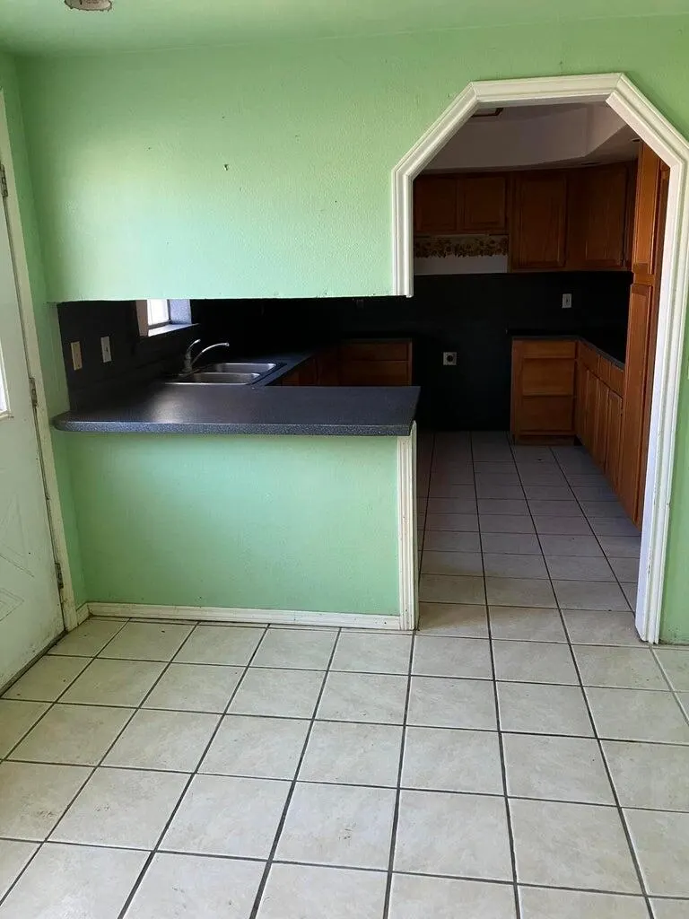 Photo 15 — 305 SE 8th Street, Plainview, TX 79072