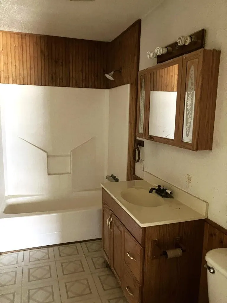 Photo 26 — 305 SE 8th Street, Plainview, TX 79072