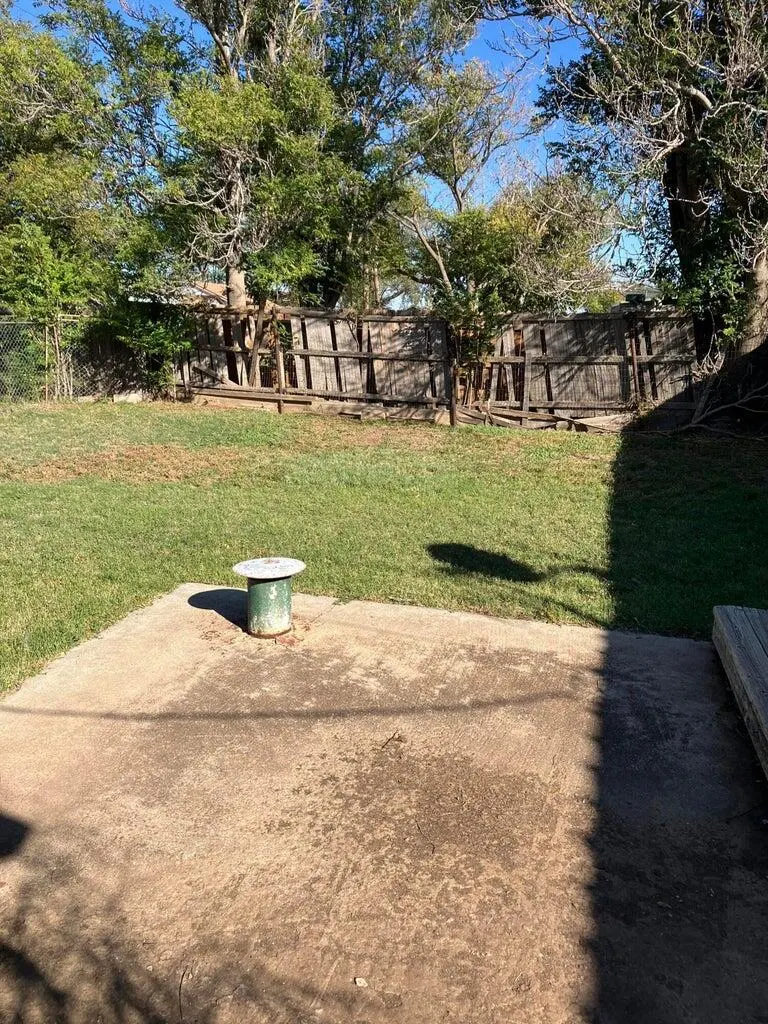 Photo 53 — 305 SE 8th Street, Plainview, TX 79072